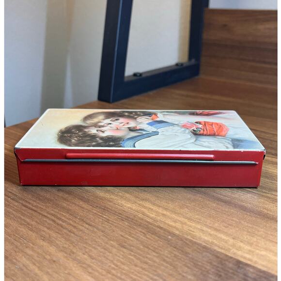 Vintage Hoffmann Swiss Made Candy Tin – Children Illustration, Red Metal Box - Picture 3 of 8